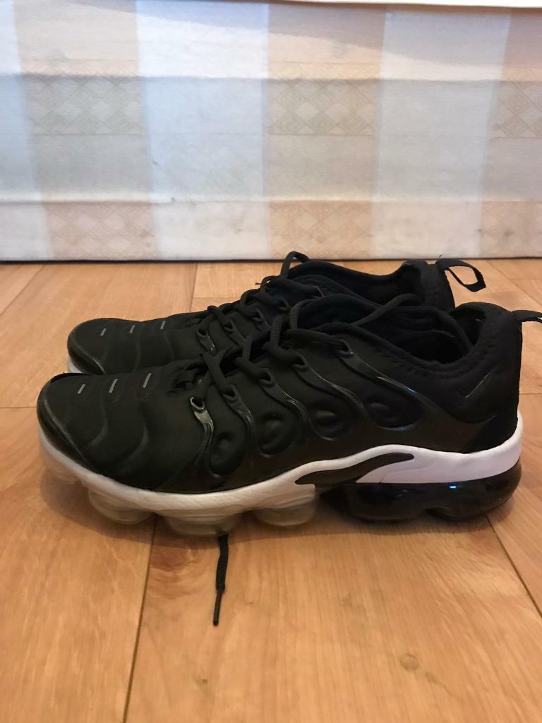 black tns size 8